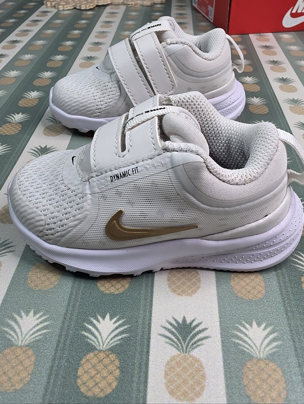 Nike Kids White & Gold Velcro Athletic Sneakers